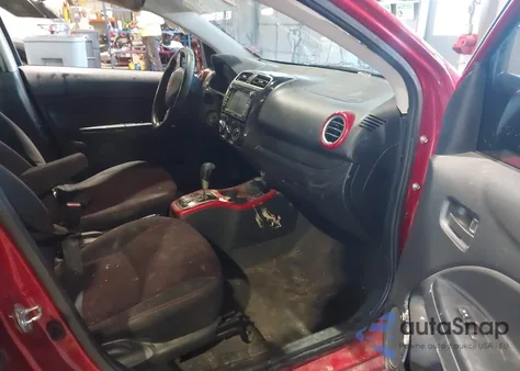 2019 Mitsubishi Mirage Le z USA, uszkodzony, nr VIN ML32A5HJ3KH008777